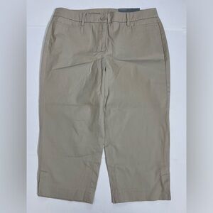 Talbots Perfect Skimmer Pedal Pusher Khaki Pants Size 8P New with Tags